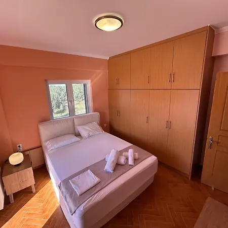 Konstantina * Apolpaina